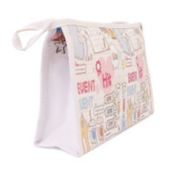 Makeup bag - Picture 2 of 2